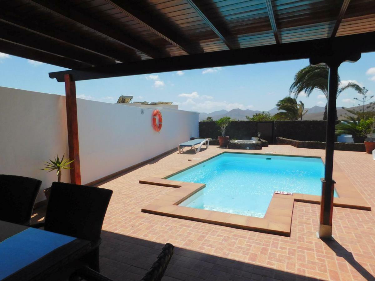 Villa Lucky - Heated Pool Macher Ngoại thất bức ảnh